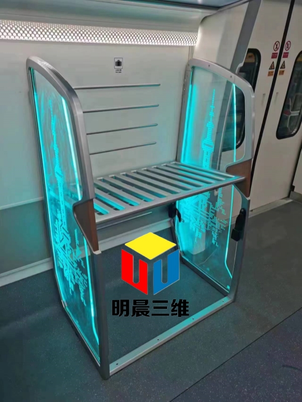 激光內(nèi)雕玻璃在列車車廂中的應(yīng)用