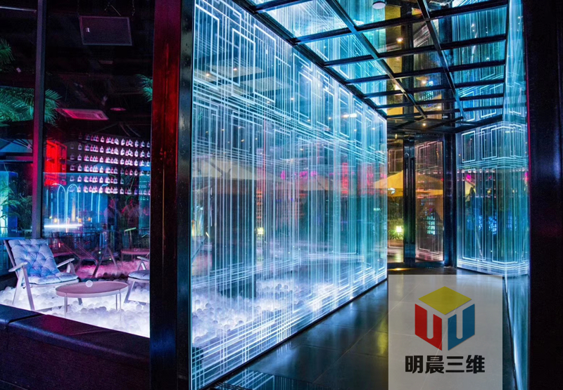 激光內(nèi)雕玻璃與傳統(tǒng)工藝玻璃相輔相成