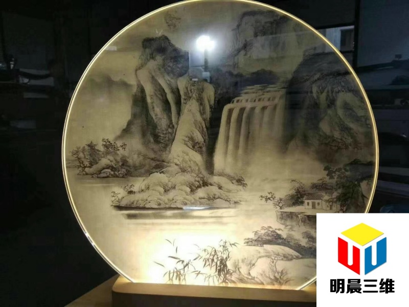激光內(nèi)雕玻璃：透視未來的藝術(shù)之光