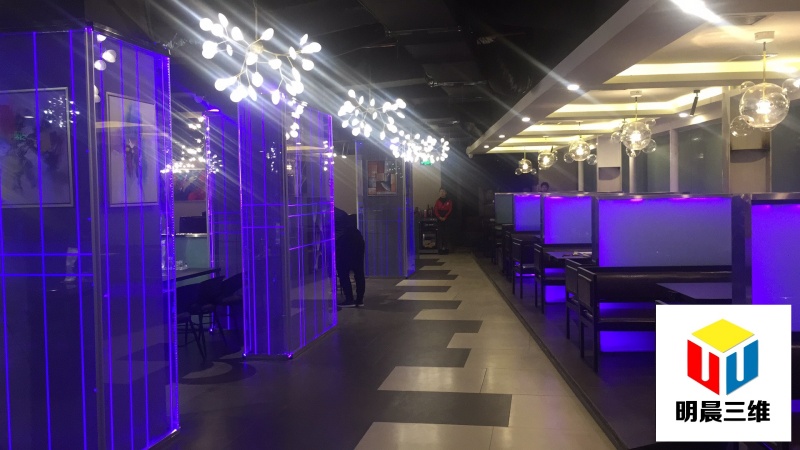 璀璨之食：激光內(nèi)雕玻璃融合餐廳的視覺盛宴
